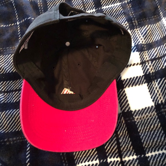 Adidas woman’s hat - Picture 2 of 3